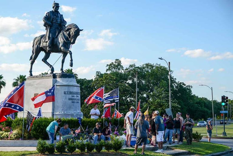 Houston Permanently Removing Confederate Statues | Straight News