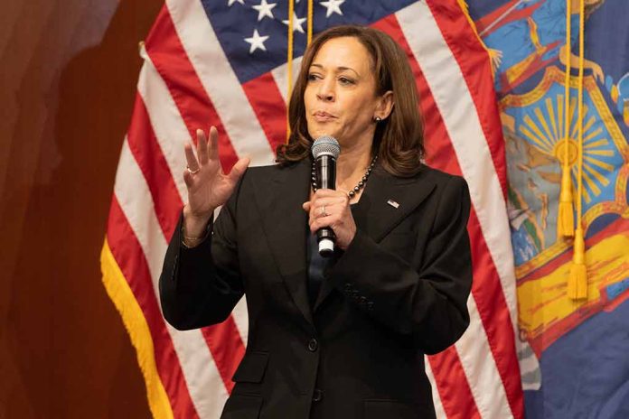 Controversy Surrounds Kamala Harris Campaign Over Restaurant Photo Op