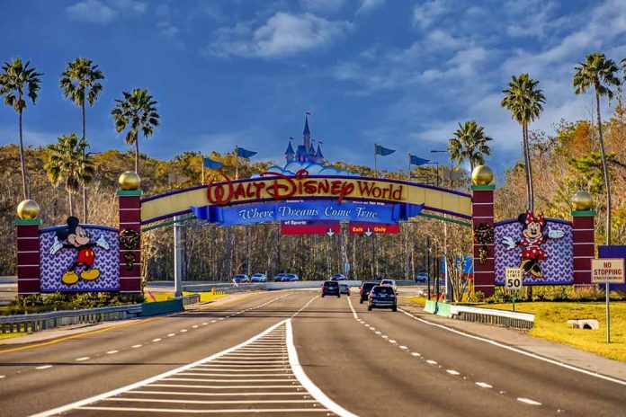 Walt Disney World entrance with Mickey and Minnie.