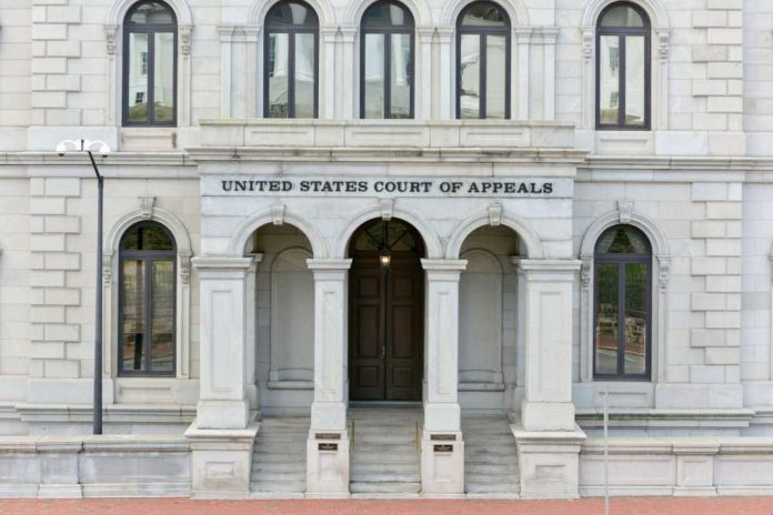 United States Court of Appeals building entrance steps