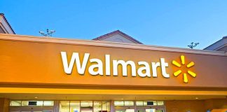 Walmart’s Warning Sign: U.S. Sales Growth Hits 6-Year Low Walmart store exterior at dusk